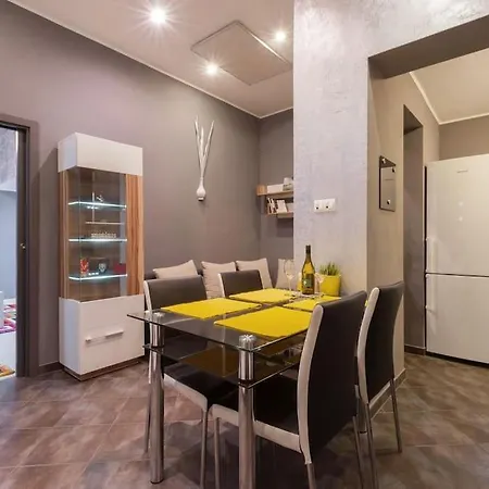 Szimpla-synagogue-kazinczy Str Budapest