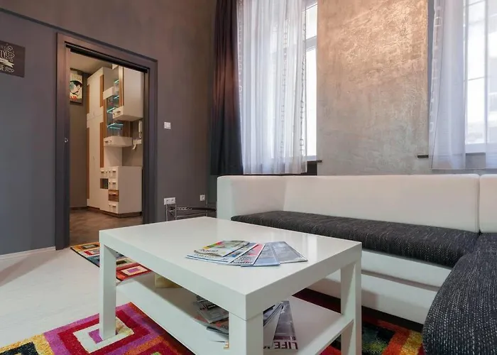 Szimpla-synagogue-kazinczy Str * Budapeszt